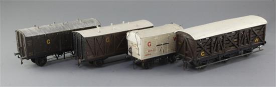 A GW bloater van, no.5401, in brown, a GW mica box van, no.105973, in white, a GW fish van,